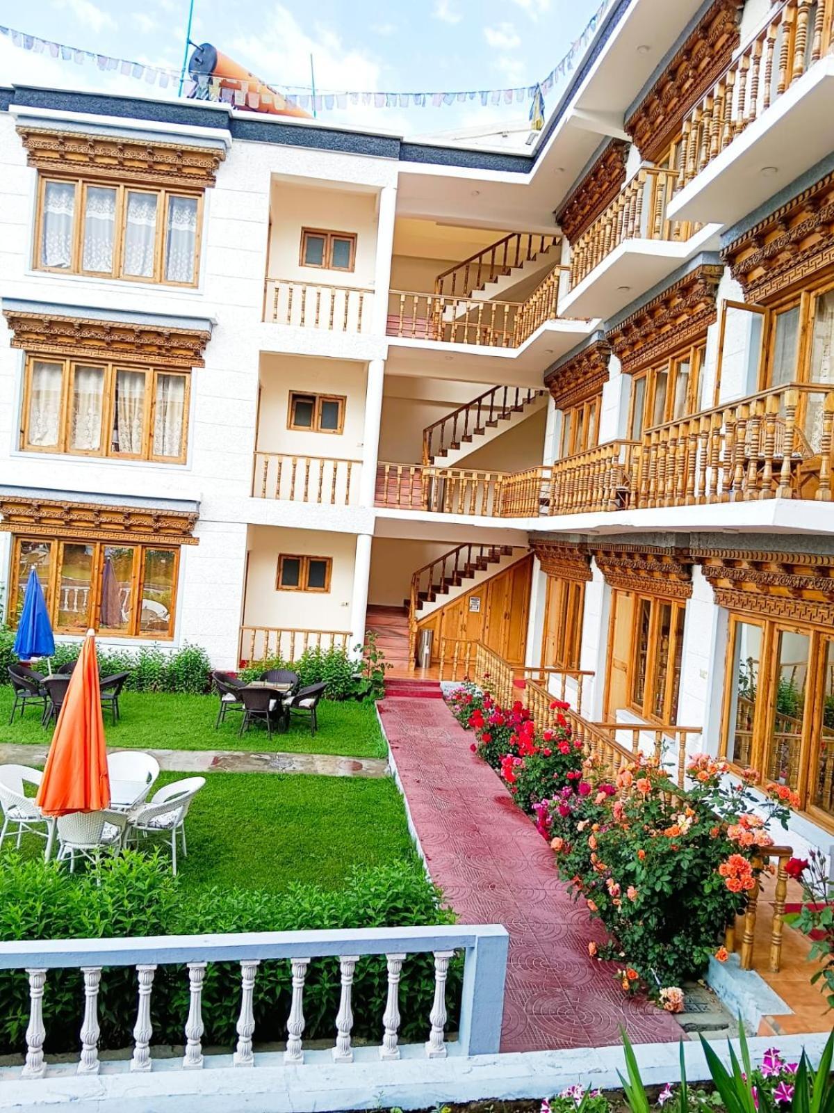 Hotel Kidar Leh Exterior foto